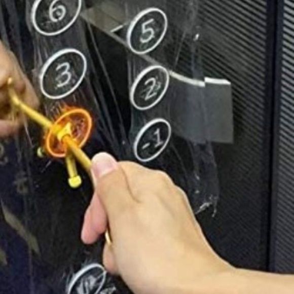 do not touch door keychain - Picture 5 of 9